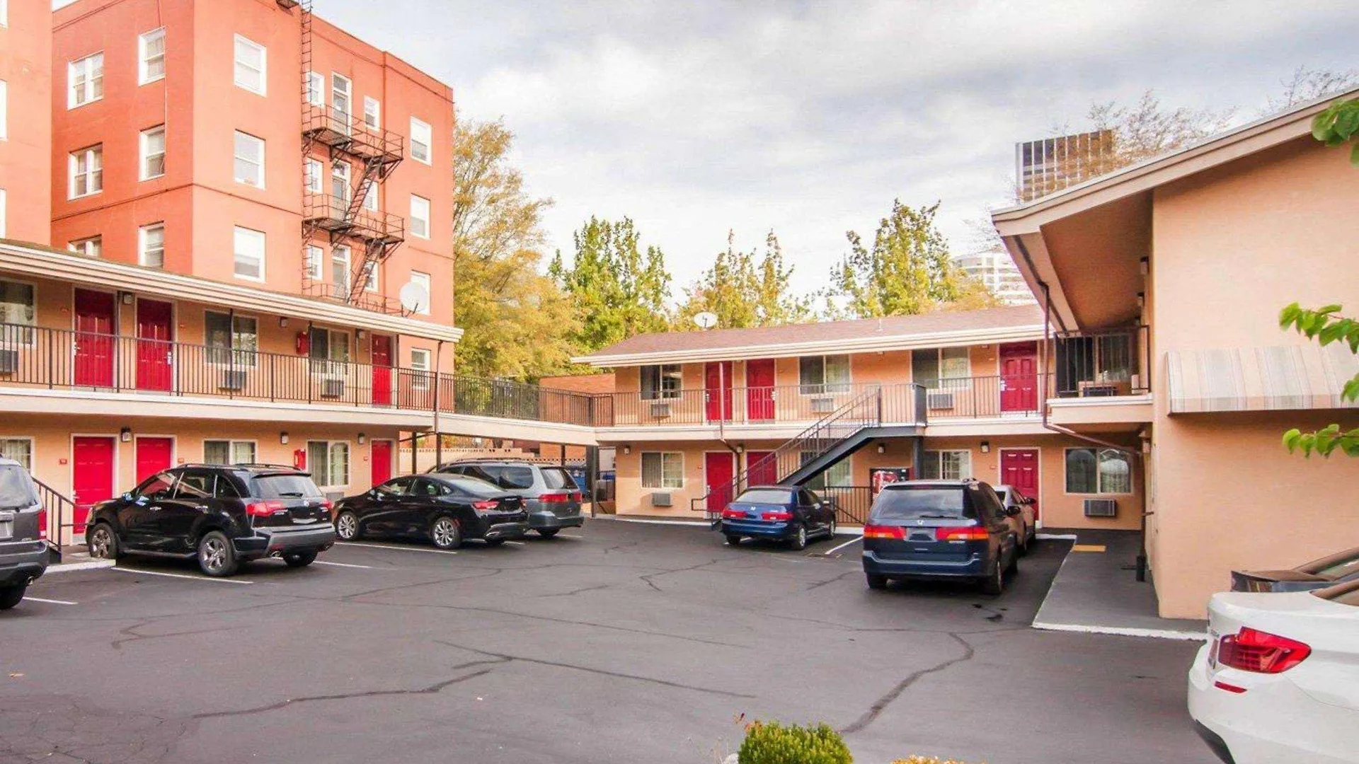 Econo Lodge City Center Portland