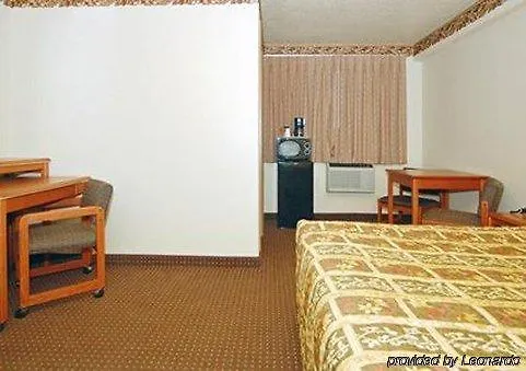Econo Lodge City Center Portland